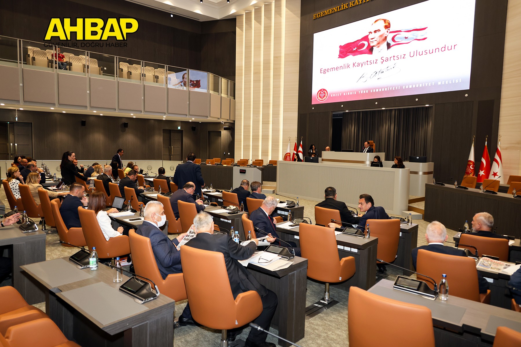 Cumhuriyet Meclis Genel Kurulu devam ediyor - Ahbap Gazetesi