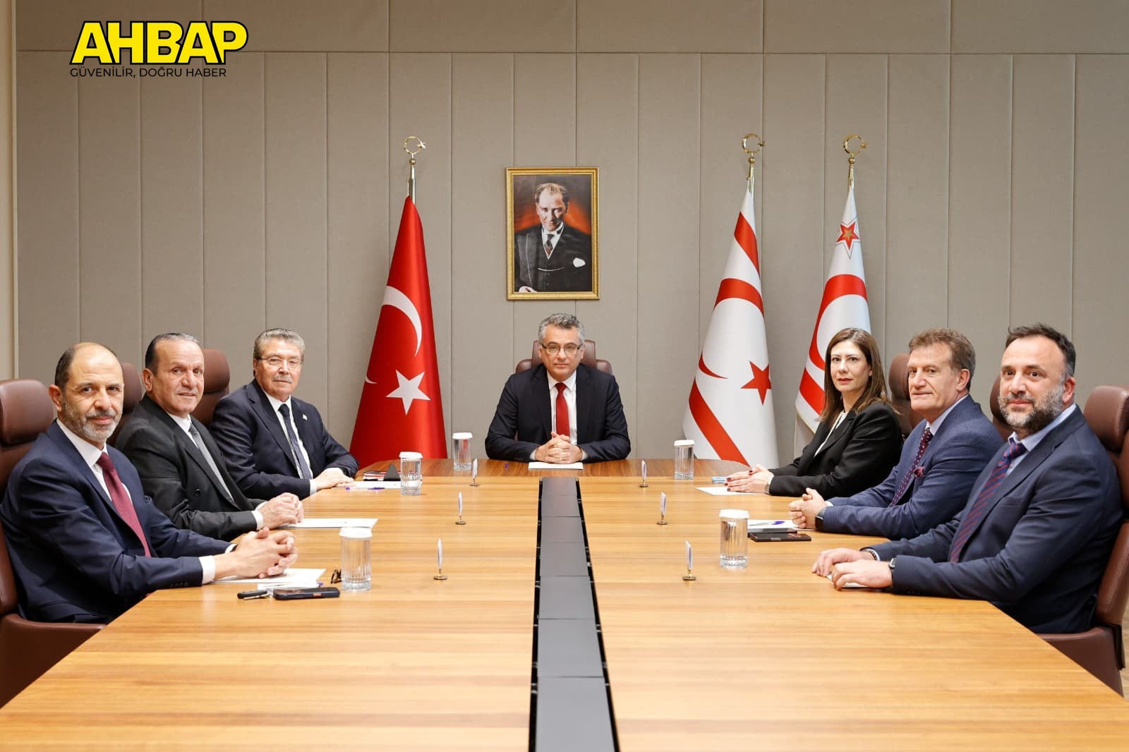 Siyasi Partiler Konseyi Cumhurbaşkanlığı'nda Bir Araya Geldi - Ahbap ...
